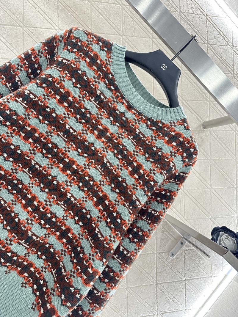 l0vis Vvtt0n sweaters